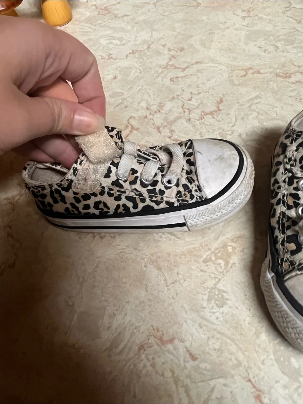 Converse Kids Leopard-Print Low-Top Sneakers - White/Black/Tan